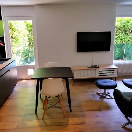 Moderne,parking,piscine,tennis,terrasse. Aix-les-Bains