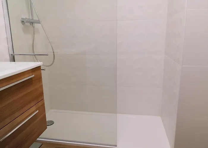 Moderne,parking,piscine,tennis,terrasse. Apartment Aix-les-Bains