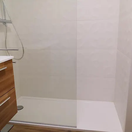 Moderne,parking,piscine,tennis,terrasse. Апартаменты Экс-ле-Бен