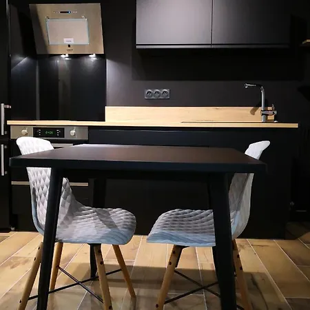 Апартаменты Moderne,parking,piscine,tennis,terrasse. Экс-ле-Бен