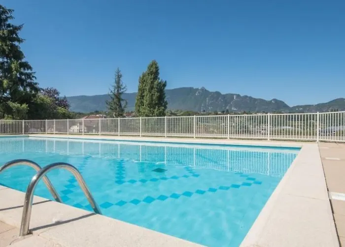 Moderne,parking,piscine,tennis,terrasse. * אקס-לה-באינס